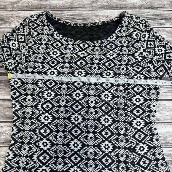 Women's Black White Geometric Fit Flare Dress Long Sleeve Knee Length S - Picture 8 of 12